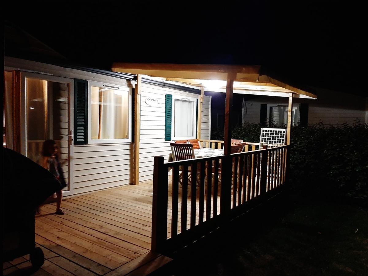 mobile home entierement équipé La Roque-d'Antheron Extérieur photo